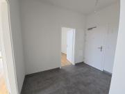 Neuwertige 3 Zimmer Wohnung mit Balkon in zentraler Lage...