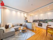 Neuwertige 3 Zimmer Wohnung mit gehobener Ausstattung...