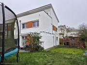 Neuwertige Doppelhaushälfte mit Klimaanlage in...