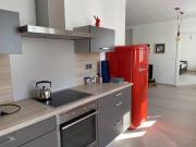 Neuwertige Eigentumswohnung mit guter Anbindung +...