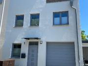 Neuwertige ETW mit Dachterrasse, Terrasse und Wintergarten