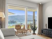 Neuwertige Gartenwohnung mit faszinierendem Seeblick