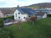 Neuwertige Liegenschaft mit hochwertigem Ausbau