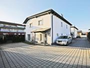 Neuwertige, moderne Doppelhaushälfte zum Verkauf