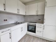 Neuwertige moderne Single Wohnung mit Balkon