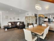 Neuwertige, ruhige und moderne 4.5 Zimmer ETW mit...