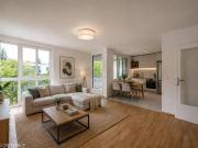 Neuwertige Wohnung in Grünruhelage hochwertig renoviert...