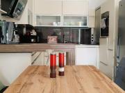 Anlage. Neuwertige Wohnung mit eigenem Garten in...