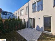 Neuwertiges Reihenhaus in 1220 Wien: 4 Zimmer, Terrasse...