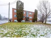 Unique 108 37 Mericourt Road, Hamilton, ON, L8S 2N5...