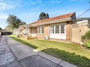 Deal! 1/13 Harris Road, Vale Park, SA 5081