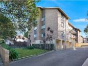 Nice 11 14 Tavistock Road, Homebush West Apartment for...