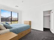 Rental! 16 Isabella Crescent, Angle Vale, SA 5117