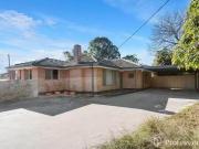 Cheap 17 Nicholas Street, Gosnells, WA 6110