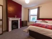 Just in! 1 BA 1 bedroom house share for rent in...