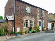 Unique 1 BA 2 bedroom detached house for rent in The...