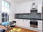 Rental! 1 BA 2 bedroom flat for rent in 292 The High...