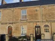 New 1 BA 2 bedroom terraced house for rent in Gladstone...