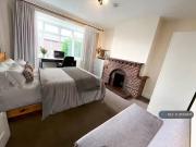 Unique 1 BA 5 bedroom semi detached house for rent in...