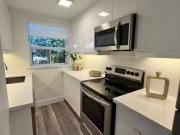 Charming 1 Bedroom 1051 Victoria Park Avenue
