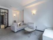 Nice 1 bedroom apartment for rent in Burne Jones House,...