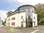 Cheap 1 bedroom apartment for rent in Queens Road,...