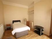 Just in! 1 bedroom house share for rent in Ashford Road,...