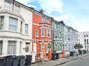 Cozy 1 bedroom house share for rent in Ceylon Place,...