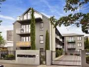Just in! 1 BR 10/37 Domain Road, Melbourne, VIC 3004