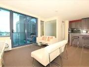 Cheap 1 BR 2112/181 Abeckett Street, Melbourne, VIC 3000