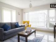 New 1 BR 3 bedroom apartment for rent in Docklands...
