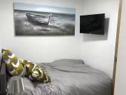 Nice 1 BR The Student Block Ensuite Room