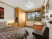 Cheap 1 BR Uni Lodge La Trobe University Chisholm College.