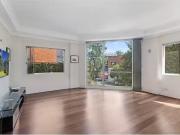 Nice 1 Shirley Street, ALEXANDRIA Apartment for rent...