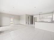 For Rent! 2/22A Kent Street, Sebastopol, VIC 3356