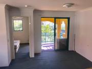 Just in! 23/4 6 Queensland Avenue, Broadbeach, QLD 4218