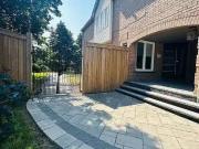 Charming 2516 Willowburne Dr, Mississauga, ON, L5M 5E9...