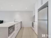 Cozy 2/51 53 Ocean Parade, Coffs Harbour Apartment for...