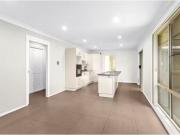 Rental! 27 Denham Drive, Horsley House for rent Listed...