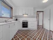 Nice 27 Osborne Avenue, Gladstone Park VIC 3043