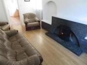 Deal! 28 Queens Place