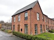 For Rent! 2 BA 3 bedroom end of terrace house for rent...