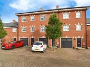 Charming 2 BA 3 bedroom terraced house for rent in...