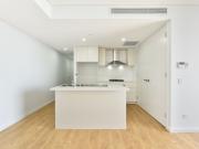 New 2 Bedroom Apartment With Lift Access