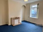 New 2 bedroom end of terrace house for rent in Ackworth...