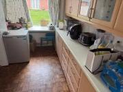 Just in! 2 bedroom house share for rent in Bragg Road,...