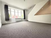 Charming 2 bedroom maisonette for rent in Clareville...