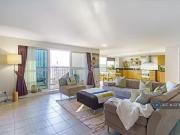 For Rent! 2 bedroom penthouse for rent in Queens College...