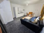 Rental! 2 bedroom terraced house for rent in Copley...