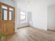 Deal! 2 bedroom terraced house for rent in Harwood...